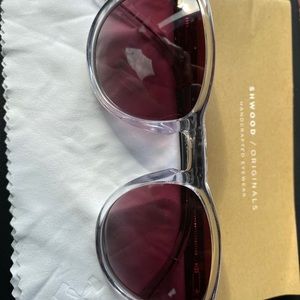 Shwood Real Rose petal